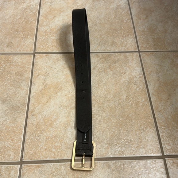 Black gold square buckle belt - 5 for $25 for items marked with ⭐️ - Picture 5 of 6